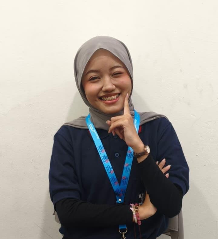 Tutor Ms. Khonsa